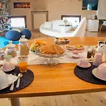 Frühstückspension Il Gomitolo 4*